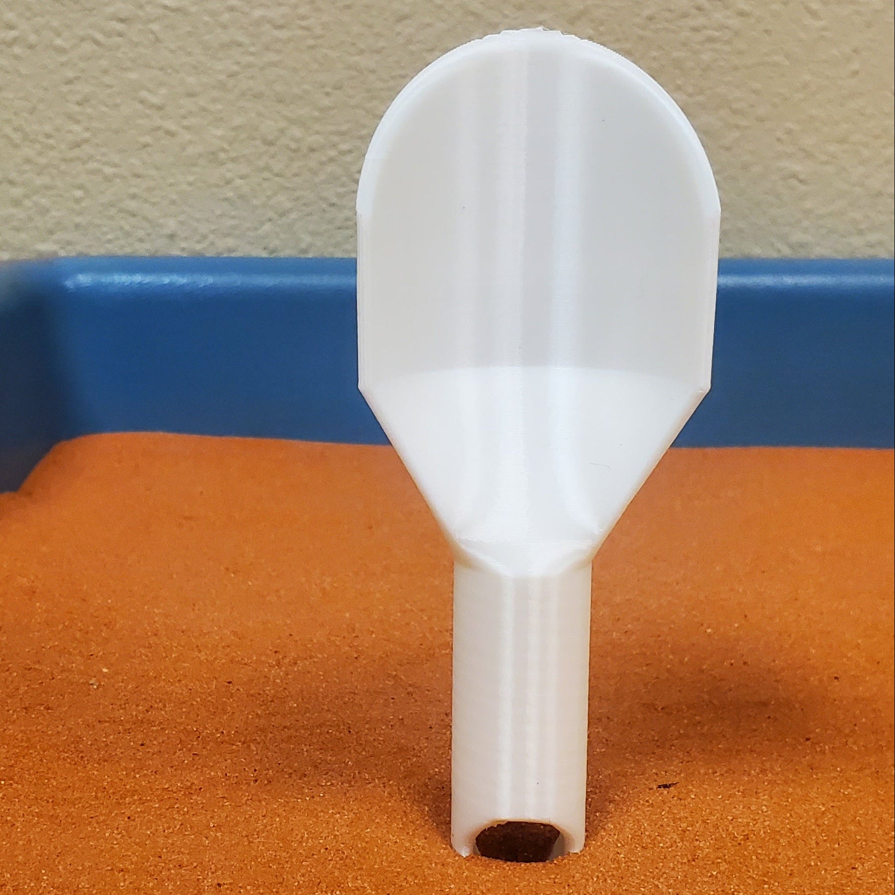 Scoop With Hook Hole